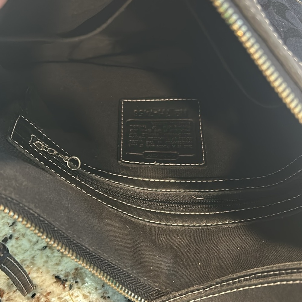 Authentic coach shoulder bag - Picture 8 of 8